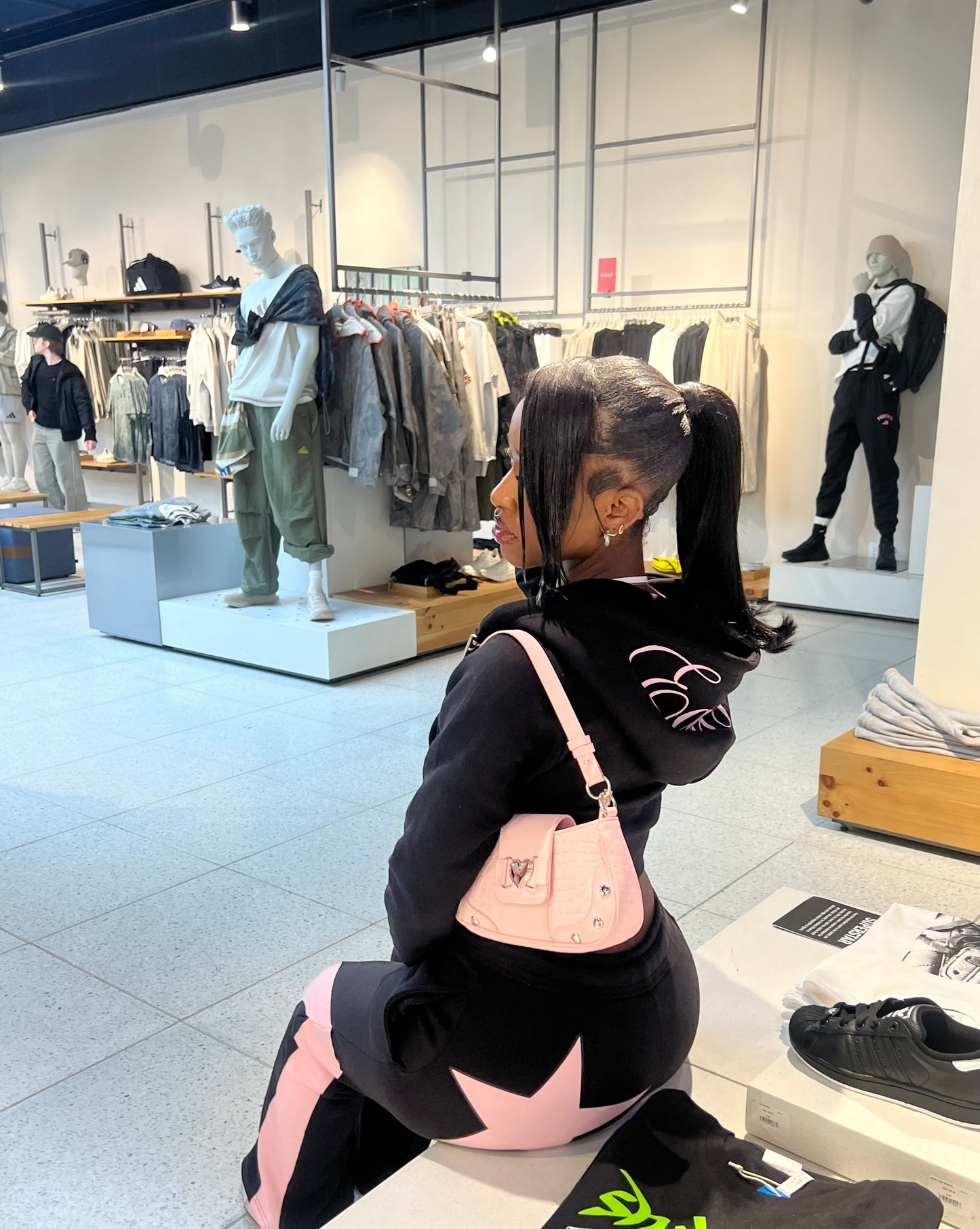 "Eazyy" HOODIE